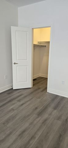 For Lease - 2232 Crystal Drive, Oshawa, Ontario - Photo 2
