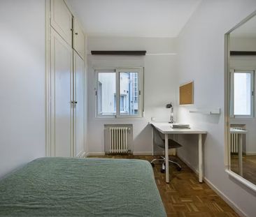 Calle de Mauricio Legendre, Madrid, Community of Madrid 28046 - Photo 4