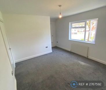 2 bedroom semi-detached house to rent - Photo 4