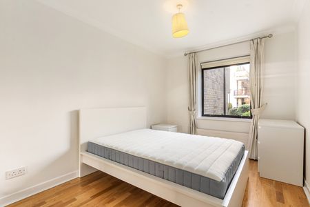 52 The Elms, Mount Merrion Avenue Blackrock Co Dublin, - Photo 3