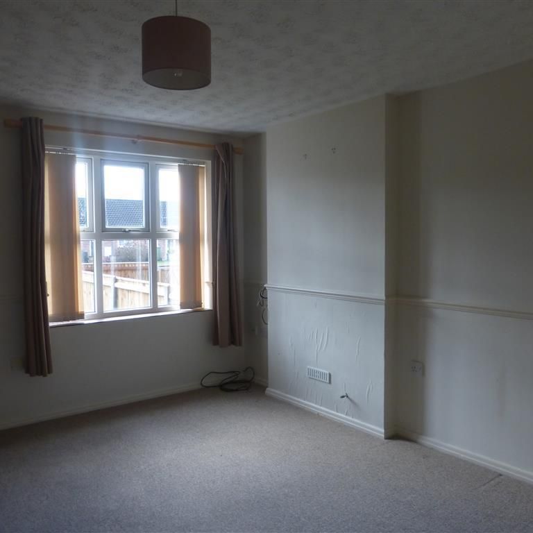 Norwich Road - Photo 1