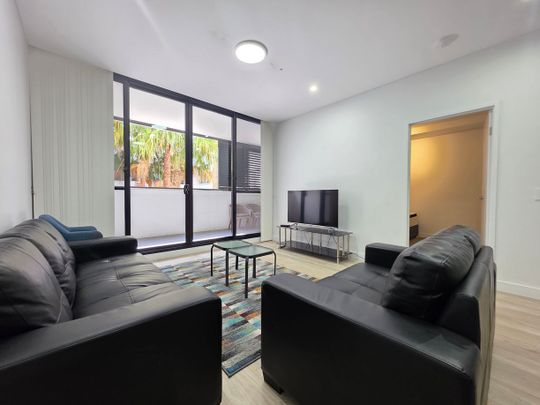 Furnished One-Bedroom Apartment in Prime Burwood Location - Photo 1