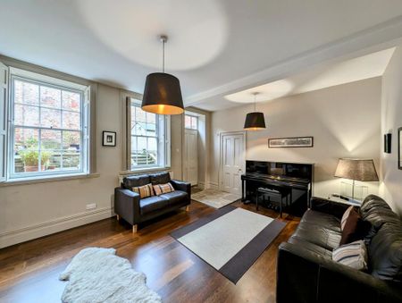 5 bedroom semi-detached house to rent - Photo 4