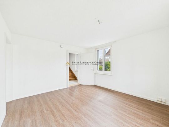 Diversified single-family home with commercial opportunity and car lift - Photo 1