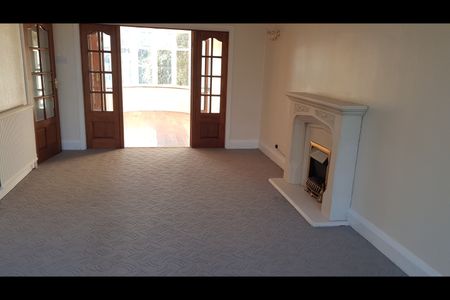 3 Bed Semi-Detached House, Middleton Road, M8 - Photo 3