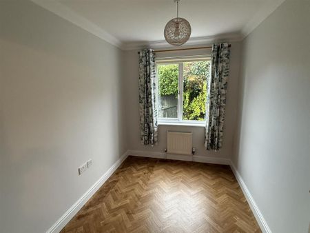 3 bedroom detached bungalow to rent - Photo 4