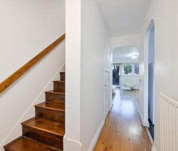 2 bedroom maisonette to rent - Photo 5