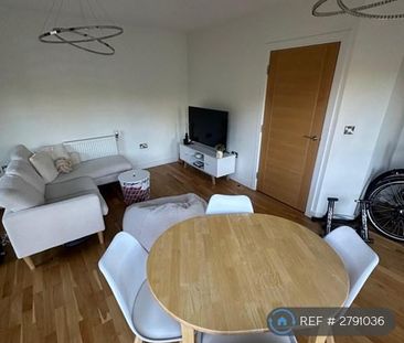 2 bedroom flat to rent - Photo 1