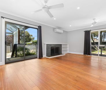 6 Slingsby Avenue, Beaconsfield, Vic 3807 - Photo 3