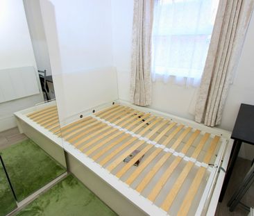 Studio Flat, St. Michael's Terrace, N22 - Photo 5