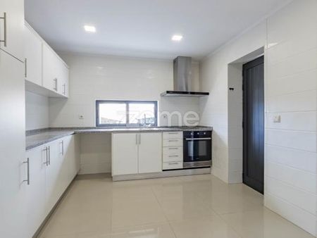 Moradia T3 - Photo 4