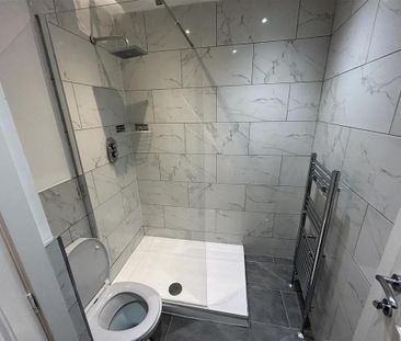 2 bedroom apartment to rent - Photo 6