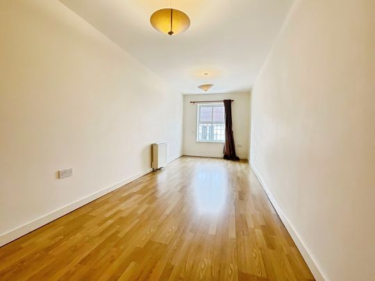 2 bedroom Apartment to let - Photo 1