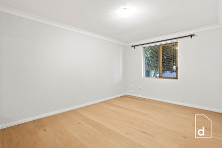 Inner-city Convenience Meets Coastal Living - Photo 3