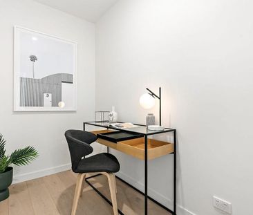 MODERN LIVING! - Photo 1