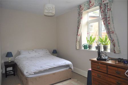 High Street, Honiton, EX14 - Photo 4