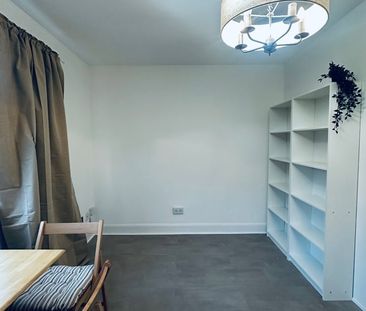 Studio Flat, Allan Avenue, PA4 - Photo 1