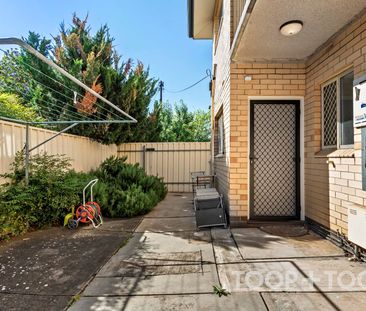 Low Maintenance Ground Level Unit in Great Location - Photo 1