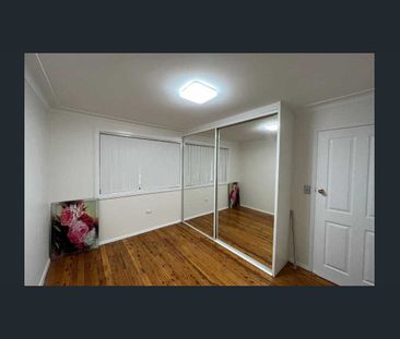 GREAT FAMILY HOME!!! - Photo 2