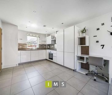 Morello Close, Bicester, OX27 - Photo 2