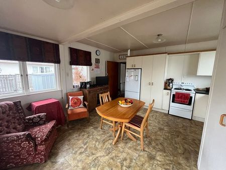 Home in Awapuni - Photo 3