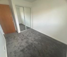 4 bedroom townhouse to rent - Photo 5
