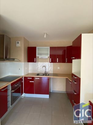 Location Appartement 3 pièces 77m² - Photo 1