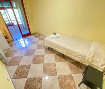 Calle del Cabo Machichaco, Madrid, Community of Madrid 28053 - Photo 1