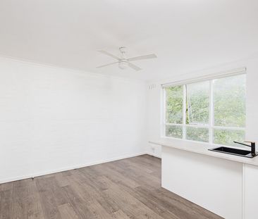 18/53-55 Napier Street, Fitzroy VIC 3065 - Photo 2