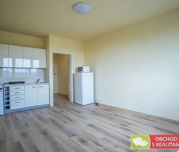 Pronájem bytu 1+kk 25 m² - Fotografie 2