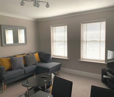 2 bedroom property to rent - Photo 1