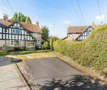 3 bedroom semi-detached house to rent - Photo 2