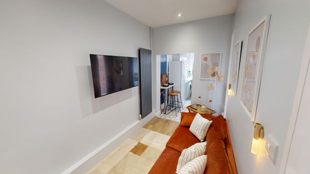 3 Hart Street, NG7 1SF, NOTTINGHAM - Photo 1