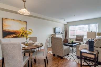 A - 1 bed, 1 bath - Photo 4