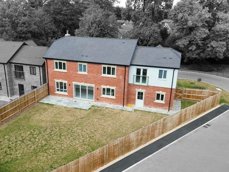 Donnerville Gardens, Admaston, Telford, TF5 - Photo 5