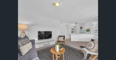 Experience Premium Living At Its Finest With This Exquisite Apartment - Photo 5