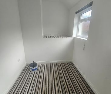 2 Bed Flat, Fleetwood Road, LE2 - Photo 1