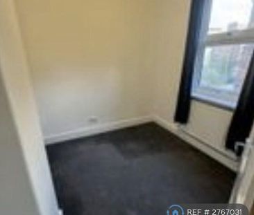 4 bedroom terraced house to rent - Photo 6