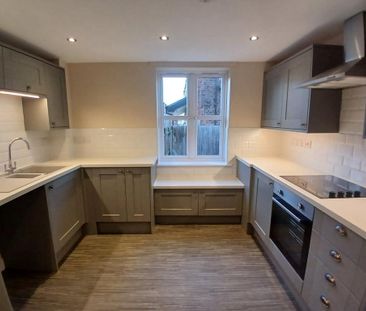 House to rent - Photo 6