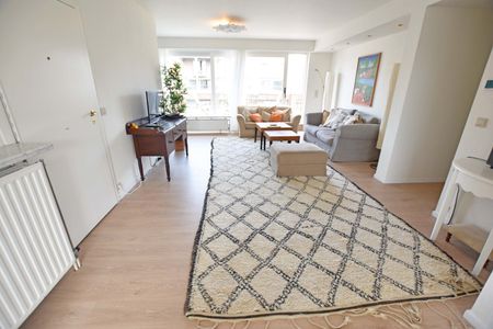 Penthouse met uitzonderlijk ruime terrassen, rustig gelegen in het centrum tussen de Zoutelaan en de Dumortierlaan - Foto 4