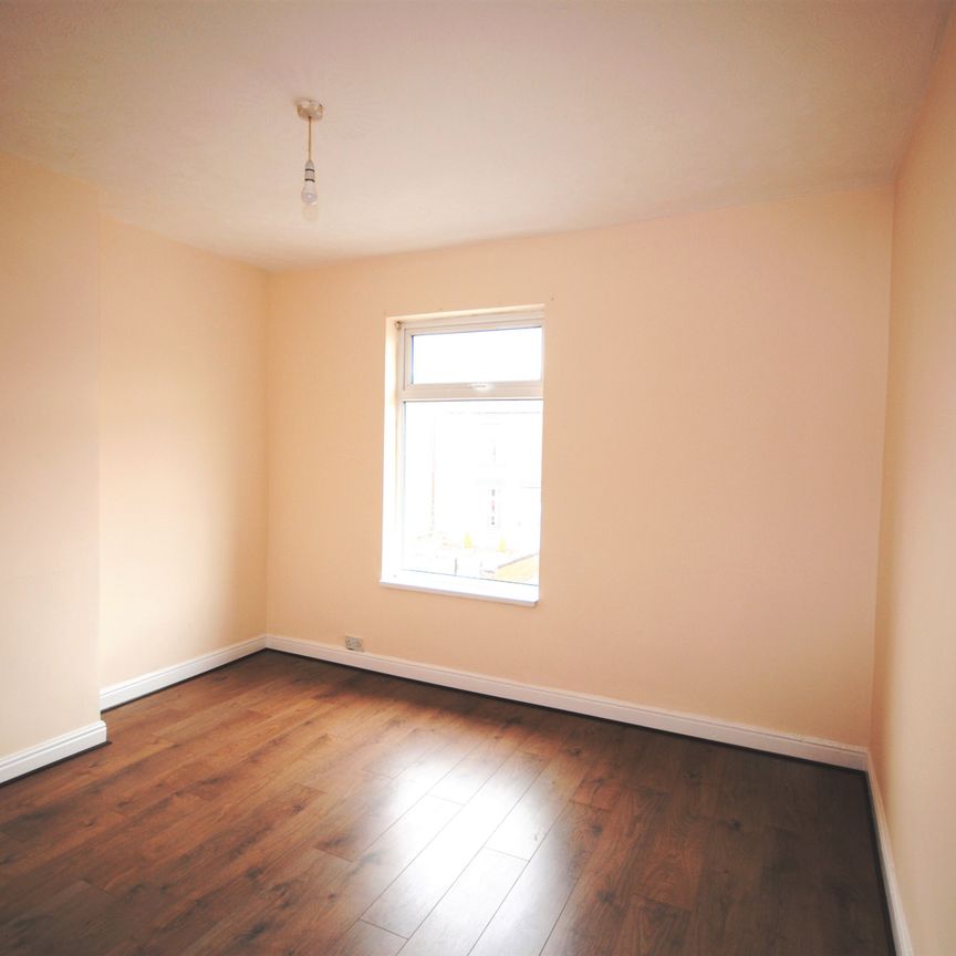 2 bedroom house to rent Juddfield Street, Haydock, St. Helens, WA11 - Photo 1