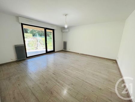 Location Appartement 3 pièces 74m² MONTIGNY LES METZ 57950 - Photo 4