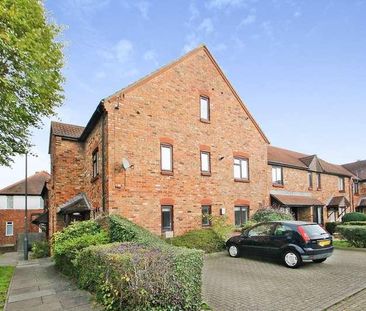 Barnaby Close, Harrow, HA2 - Photo 3