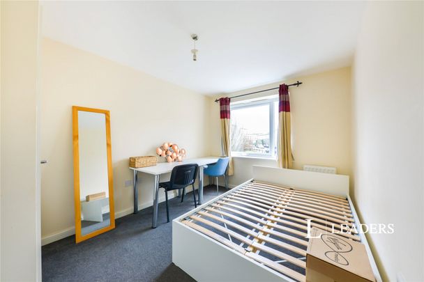 1 bedroom house to rent Aviation Avenue, Hatfield, Hertfordshire, AL10 - Photo 1