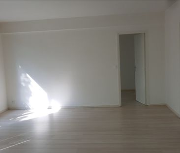 Location Appartement 2 pièces 55m² - Photo 5