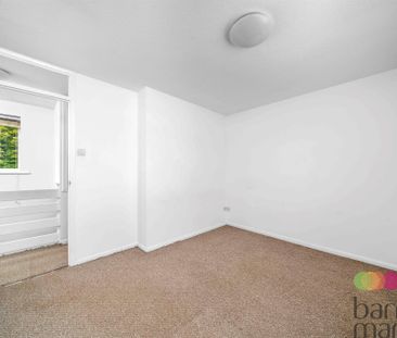 Marshalls Close, London - Photo 5