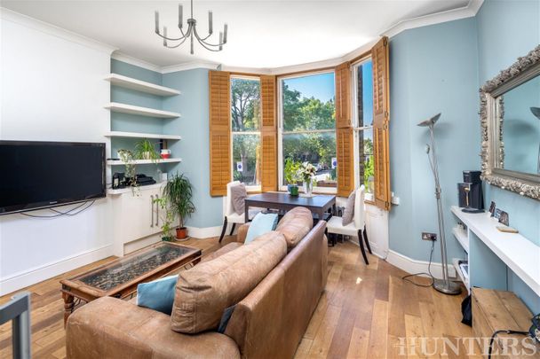 2 bedroom Flat To Let - Photo 1