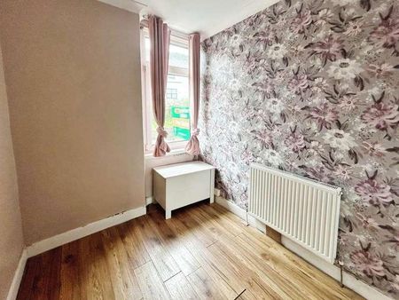 Cliff Terrace, Treforest, Pontypridd, CF37 - Photo 3