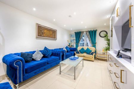 4 bedroom house to rent - Photo 3