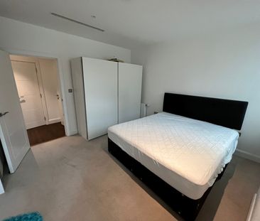 1 Bed Flat, Laker Court, E14 - Photo 6